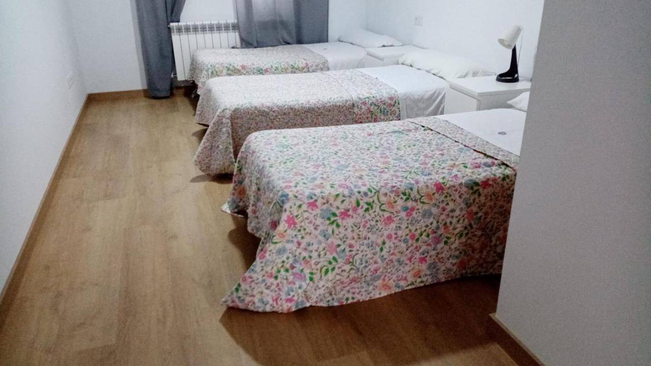 Turistic Apts Rosalia De Castro Apartman Ribadeo Kültér fotó