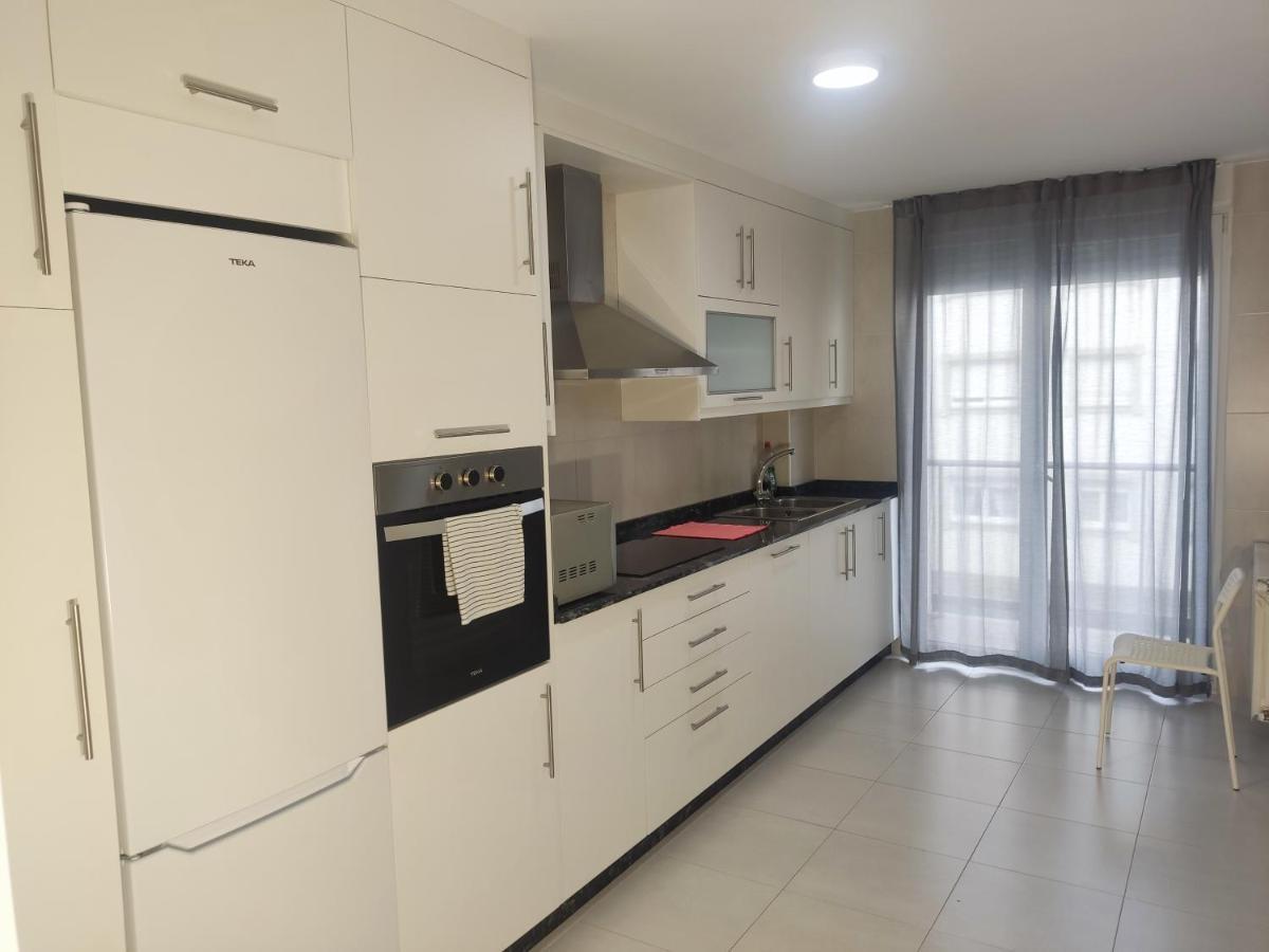 Turistic Apts Rosalia De Castro Apartman Ribadeo Kültér fotó